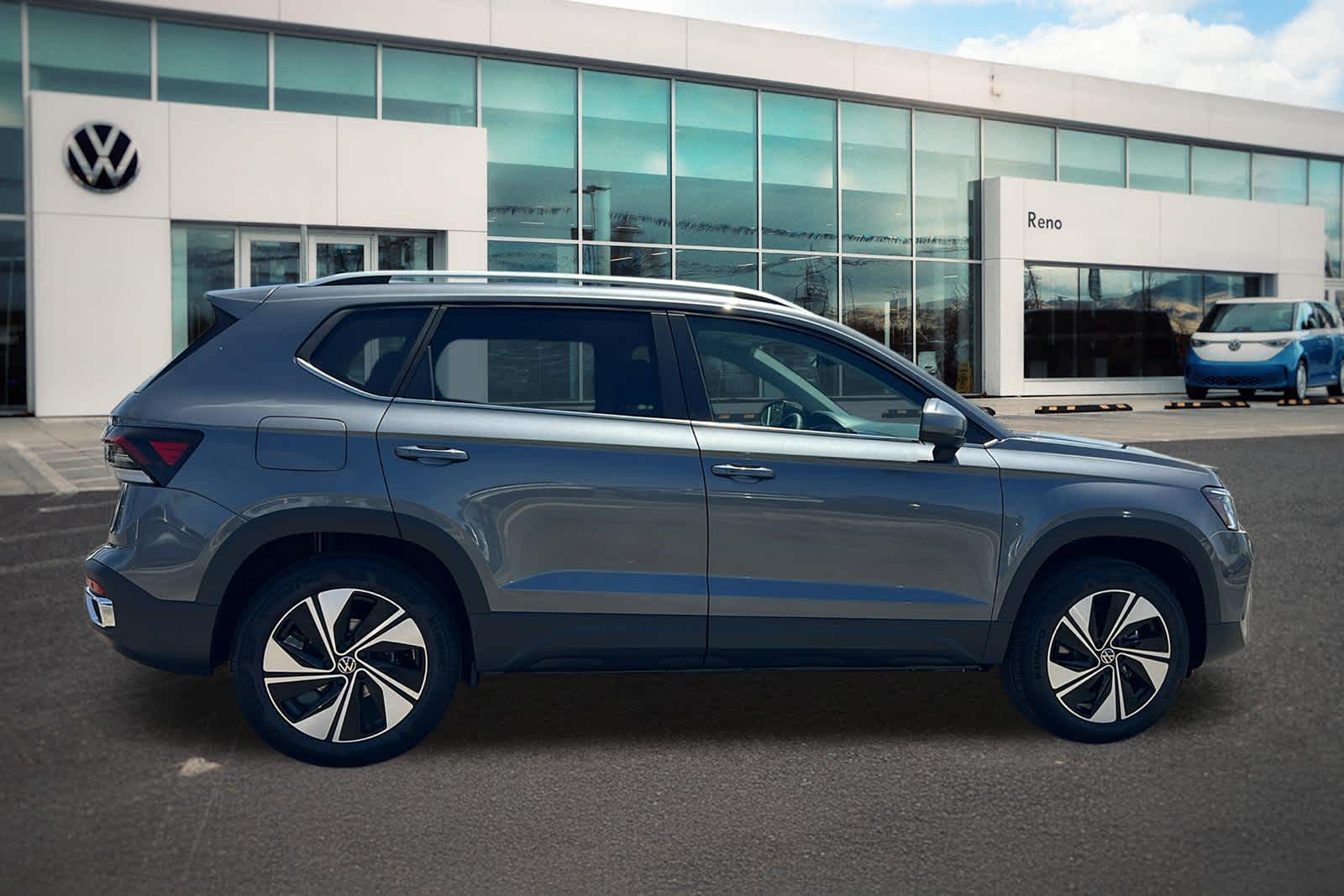 Thumbnail: 2026 Volkswagen Taos - 4