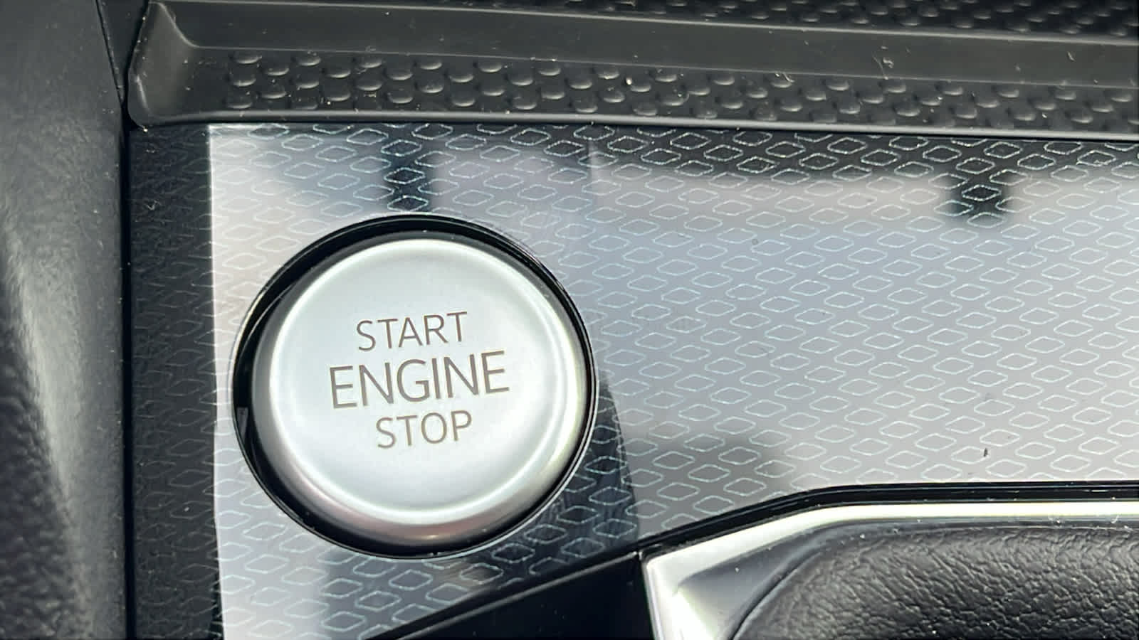 Thumbnail: 2026 Volkswagen Taos - 17