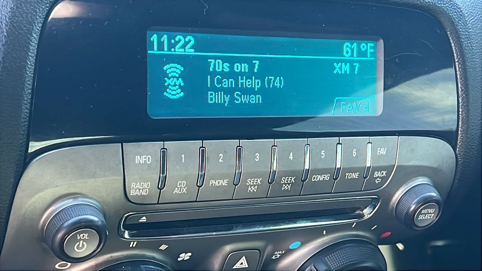 Thumbnail: 2011 Chevrolet Camaro - 15