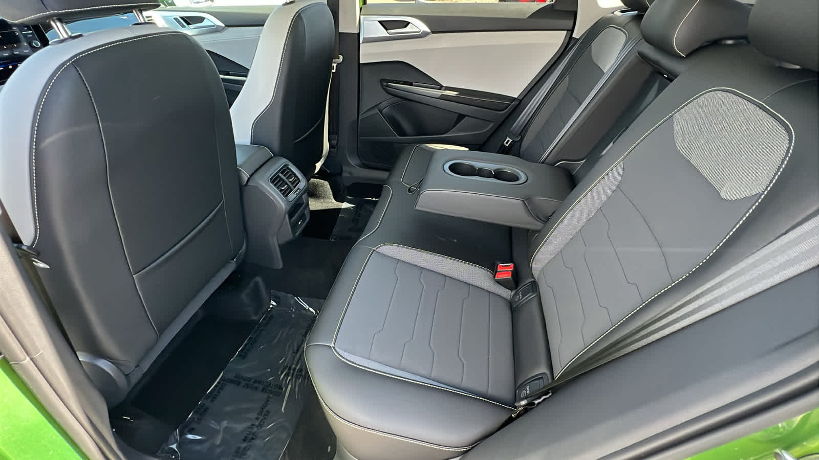 Thumbnail: 2025 Volkswagen Taos - 24