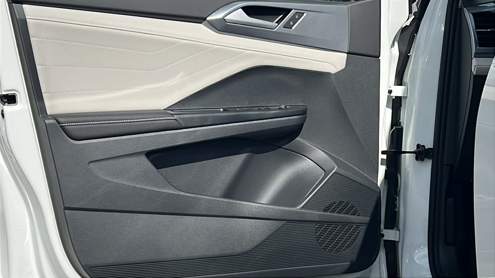 Thumbnail: 2026 Volkswagen Taos - 23