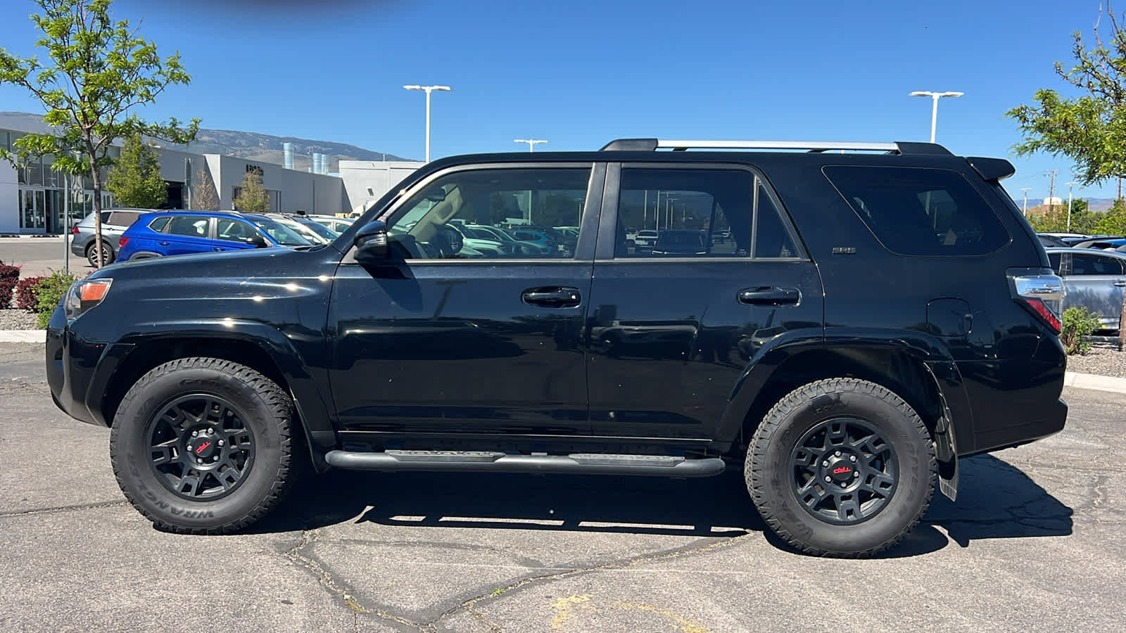 Thumbnail: 2023 Toyota 4Runner - 8