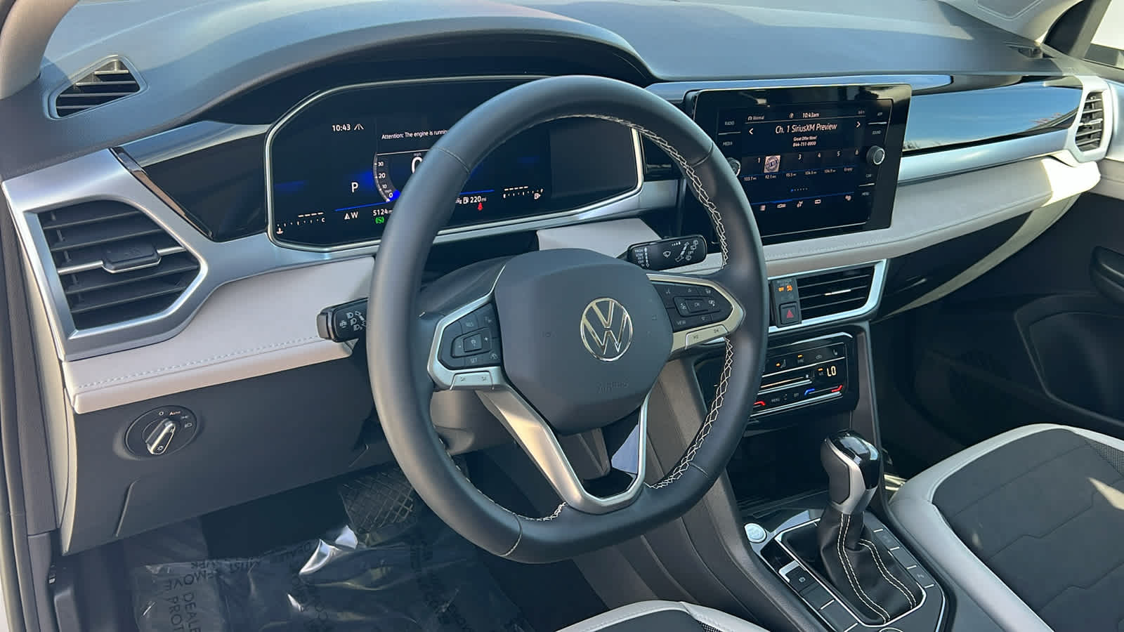 Thumbnail: 2025 Volkswagen Taos - 10