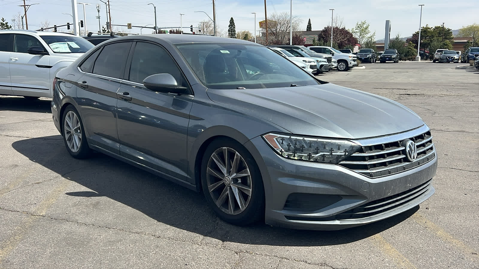 Thumbnail: 2019 Volkswagen Jetta - 3