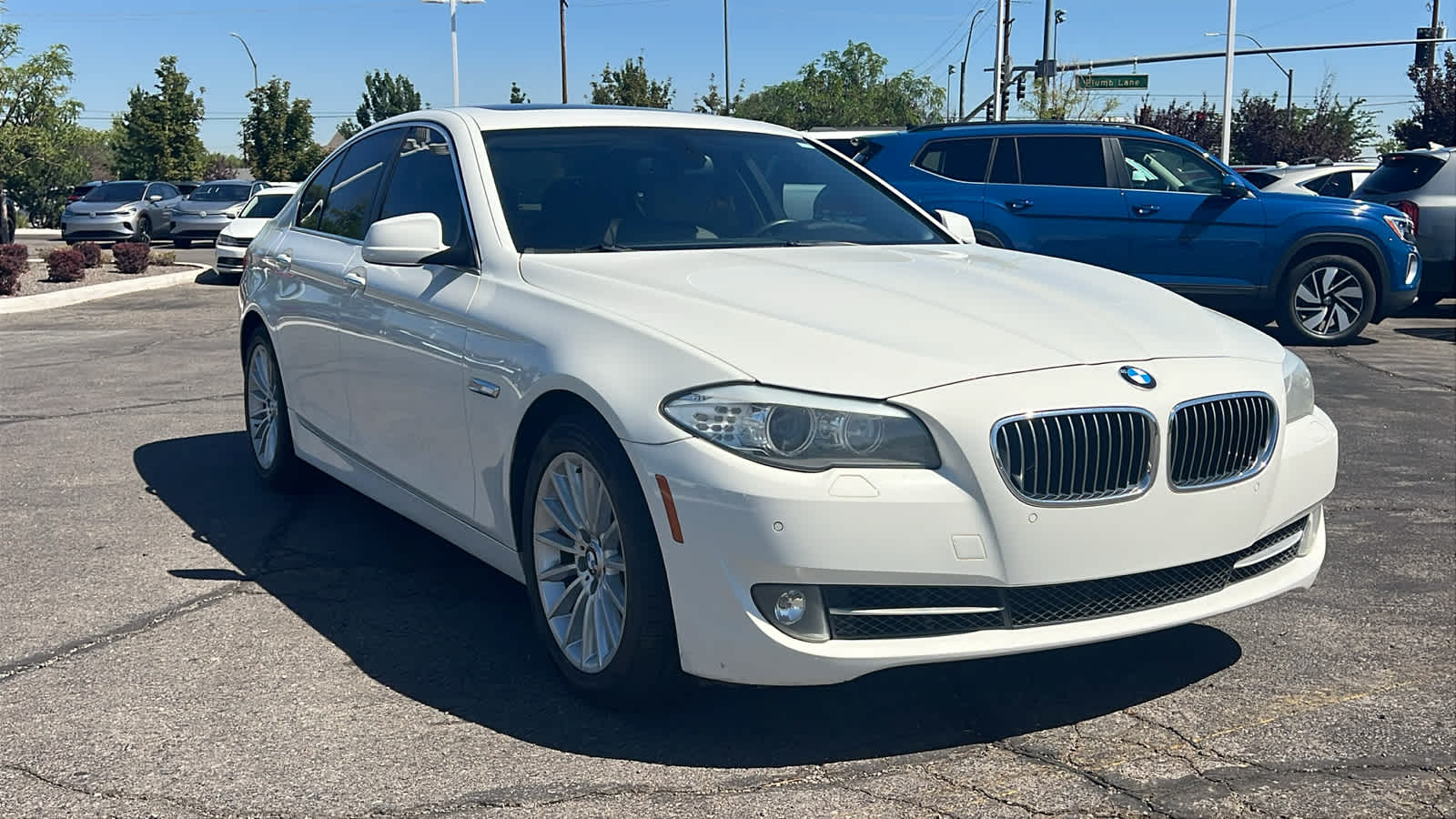 Thumbnail: 2012 BMW 5 Series - 3