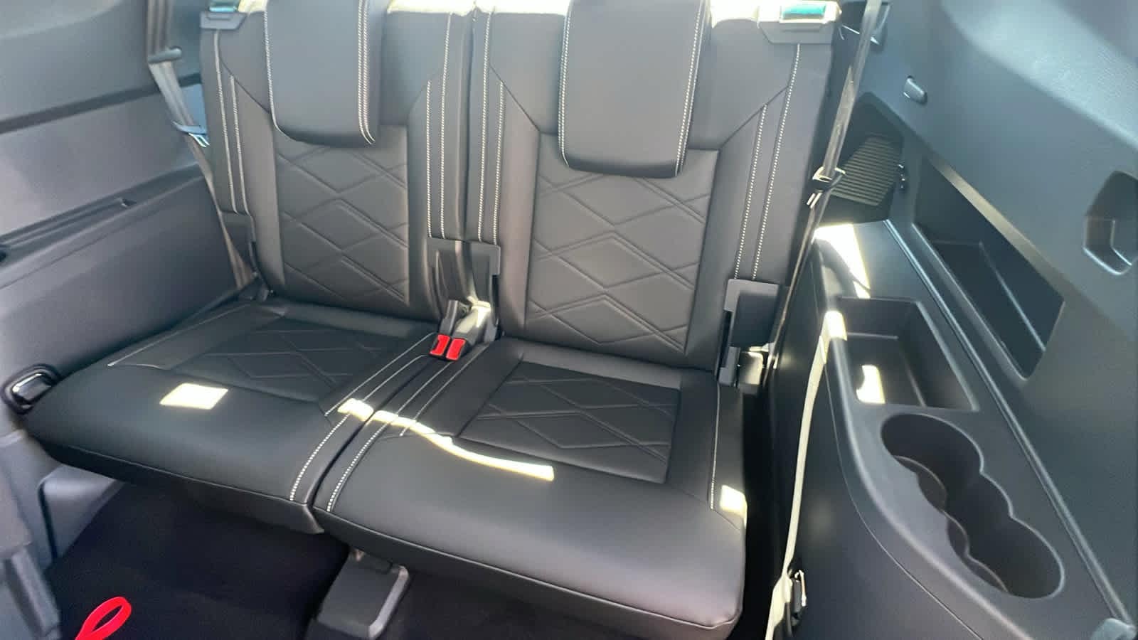 Thumbnail: 2026 Volkswagen Atlas - 31