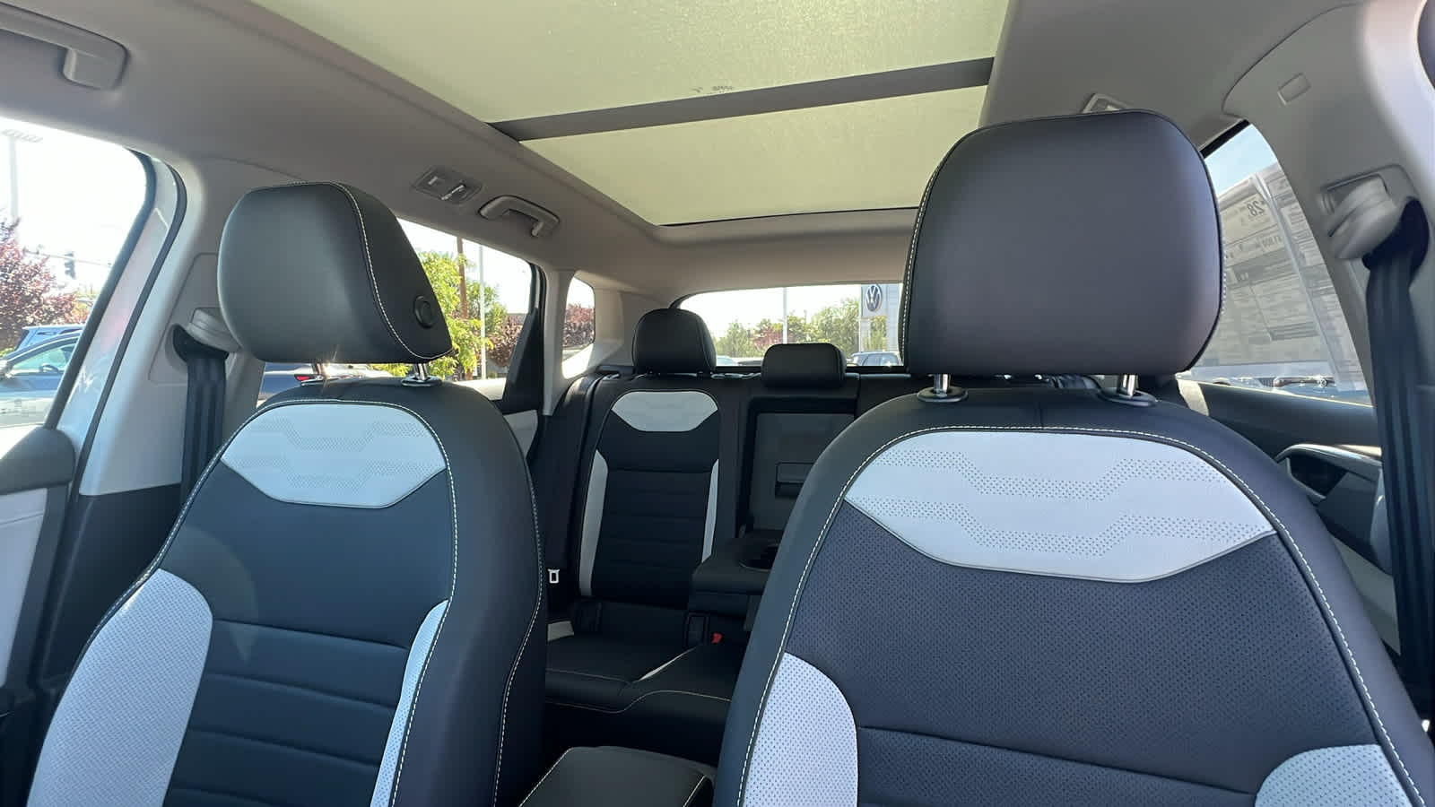 Thumbnail: 2025 Volkswagen Taos - 11