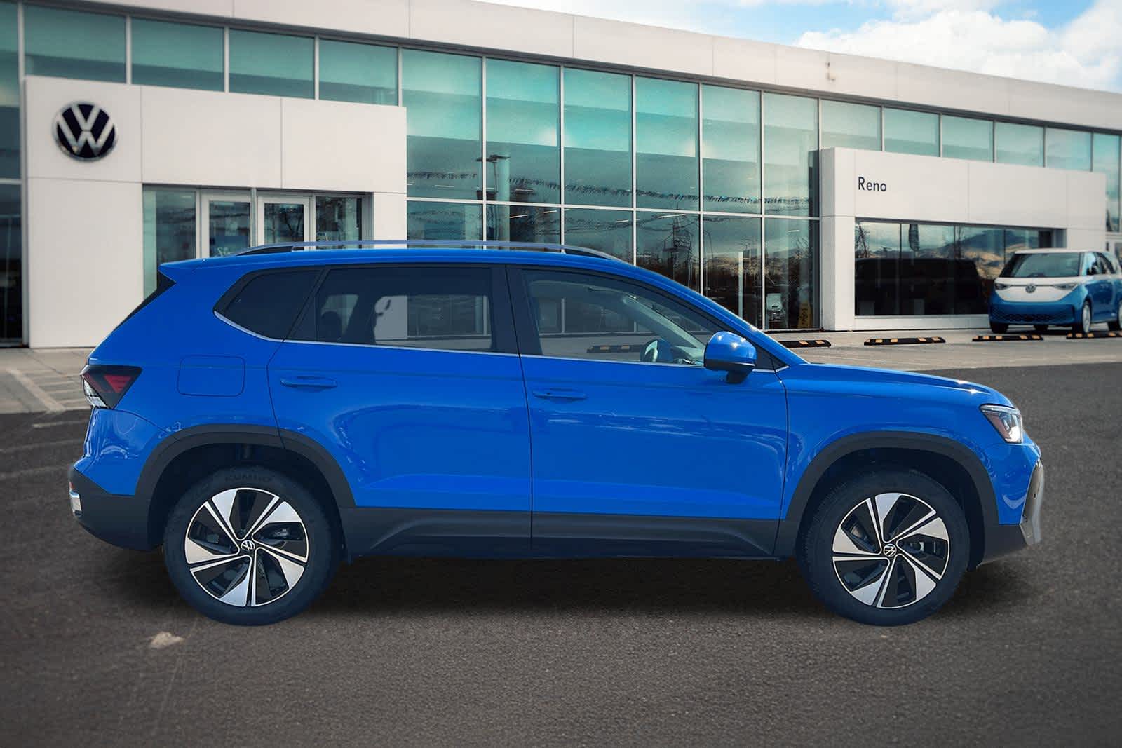 Thumbnail: 2026 Volkswagen Taos - 4