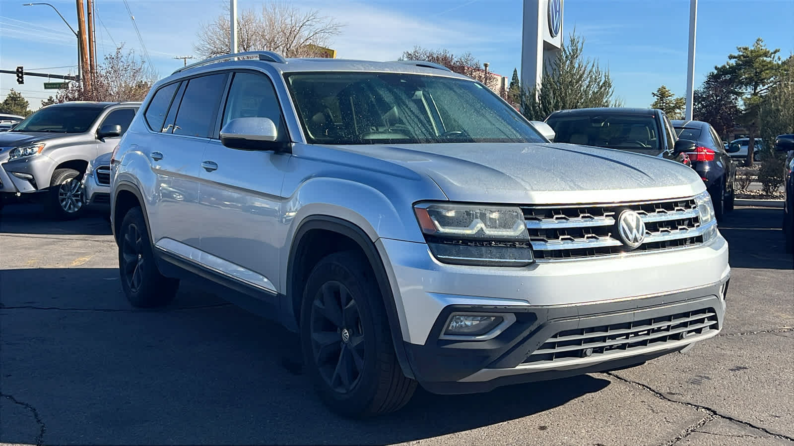 Thumbnail: 2018 Volkswagen Atlas - 3