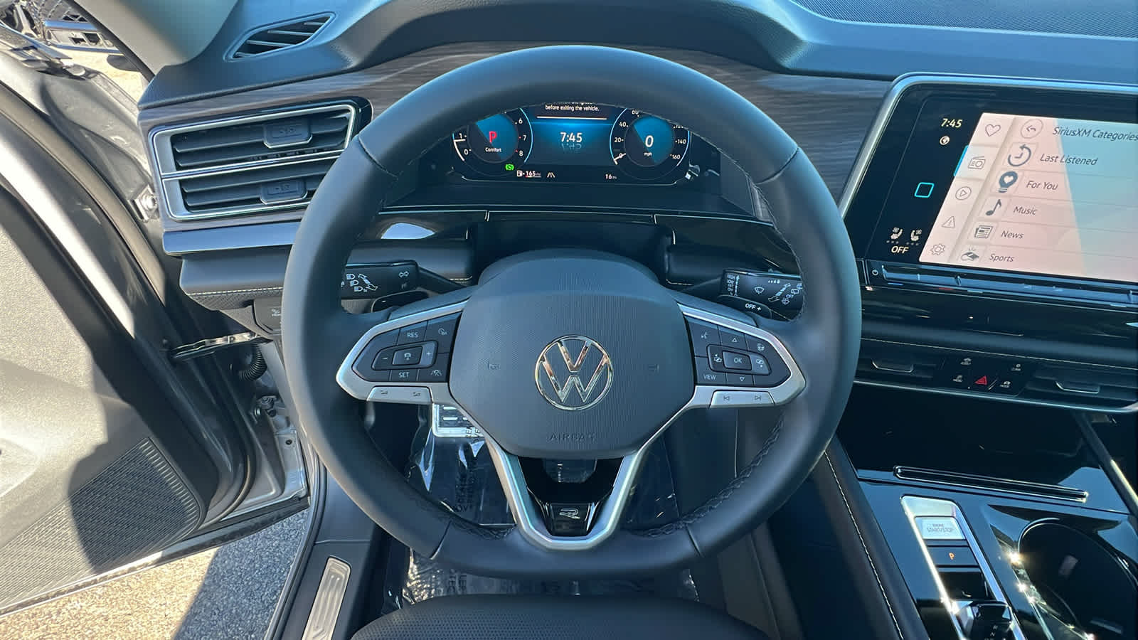 Thumbnail: 2026 Volkswagen Atlas - 18