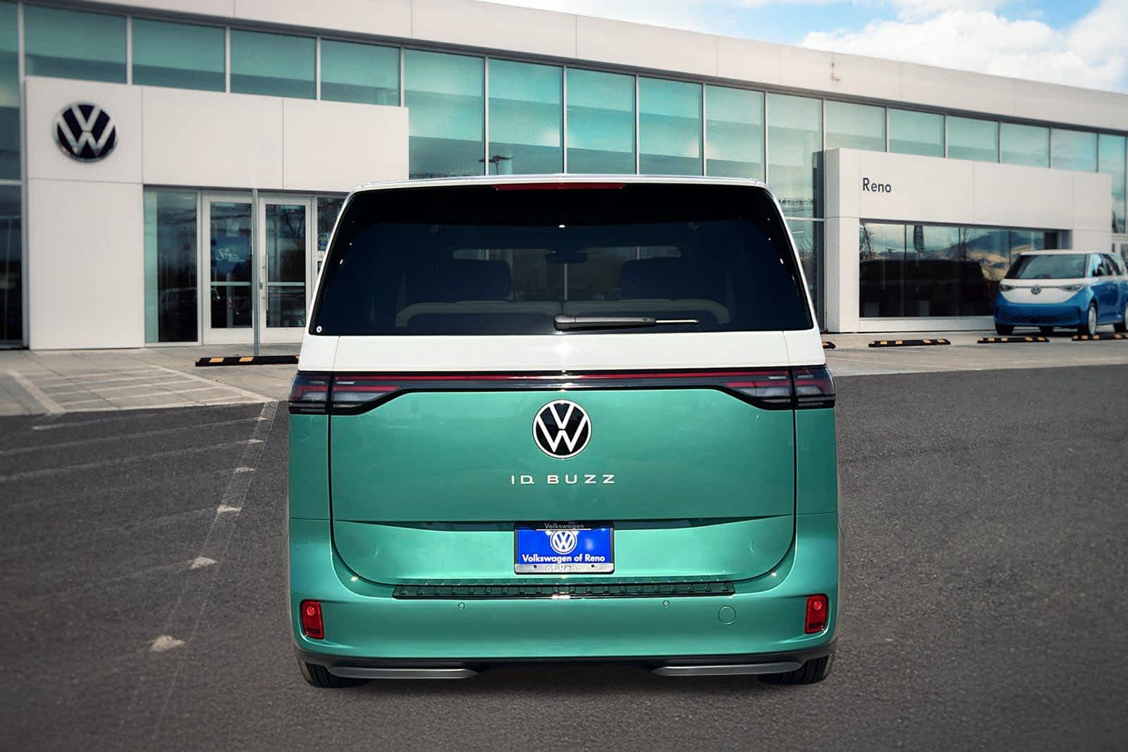 Thumbnail: 2025 Volkswagen ID.Buzz - 4