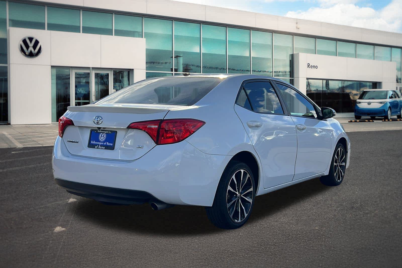 Thumbnail: 2017 Toyota Corolla - 5