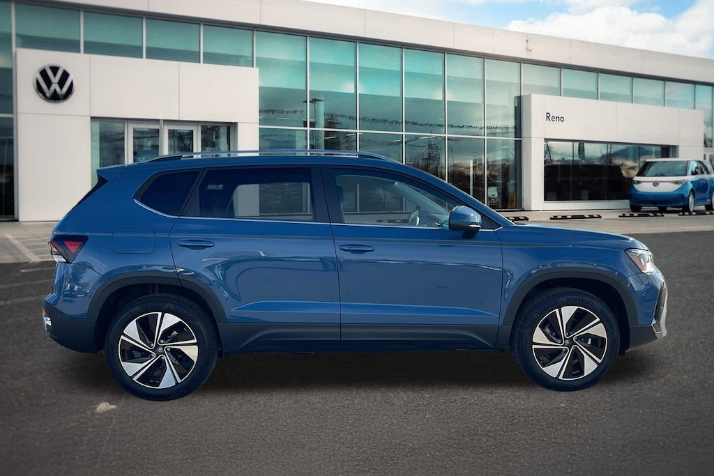 New 2026 Volkswagen Taos 1.5T SE SUV