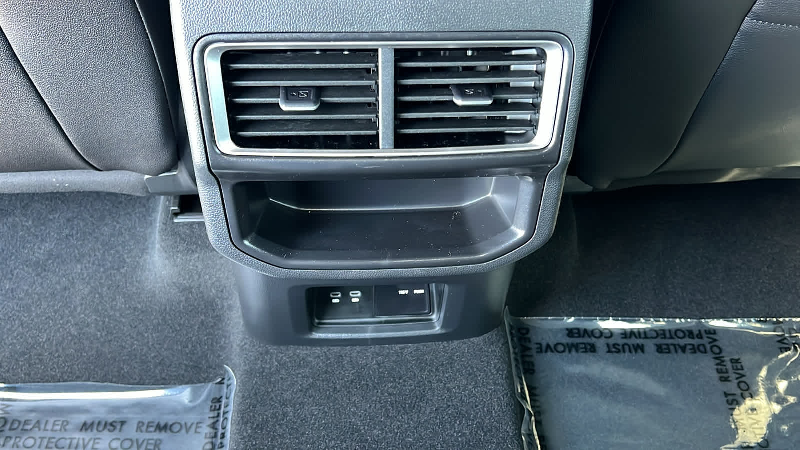 Thumbnail: 2025 Volkswagen Atlas - 25