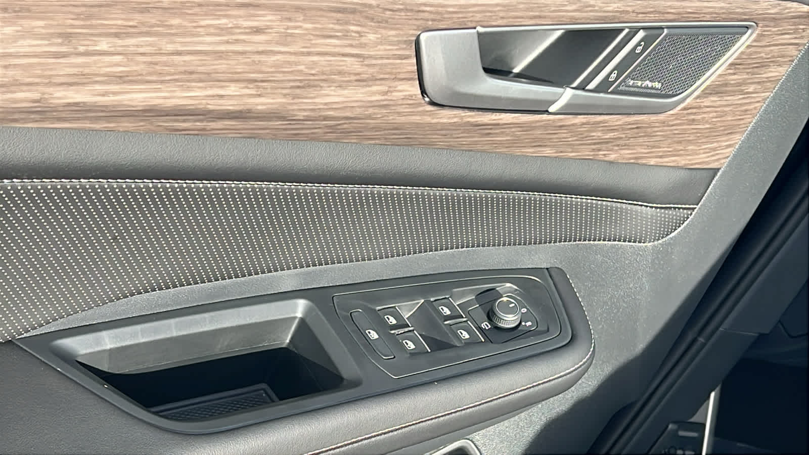 Thumbnail: 2026 Volkswagen Atlas - 22