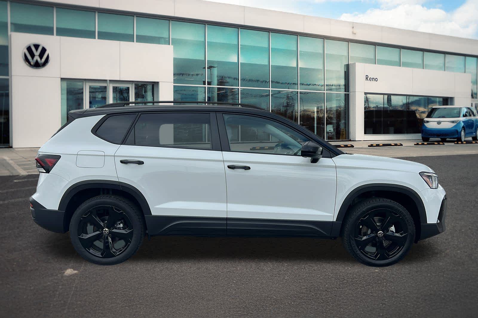 Thumbnail: 2025 Volkswagen Taos - 4