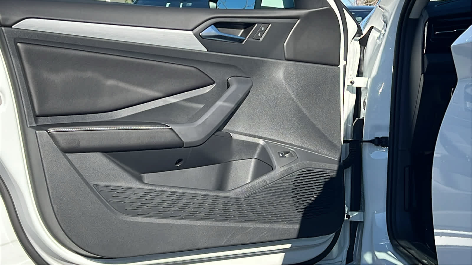 Thumbnail: 2026 Volkswagen Jetta - 23