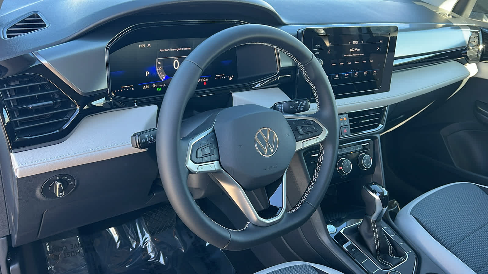 Thumbnail: 2026 Volkswagen Taos - 10