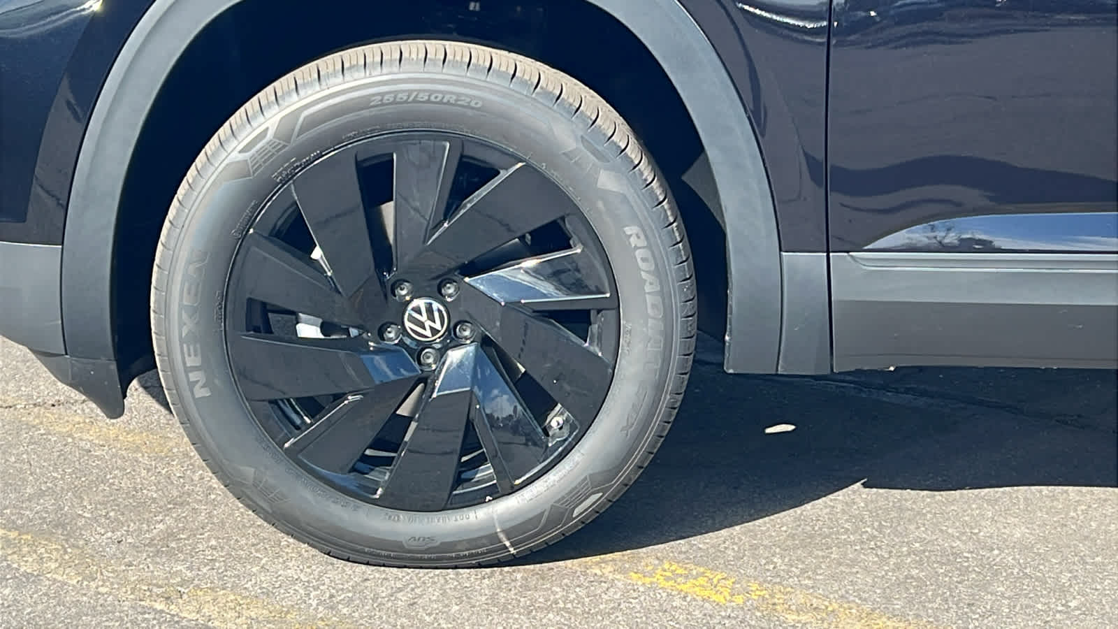 Thumbnail: 2026 Volkswagen Atlas - 9