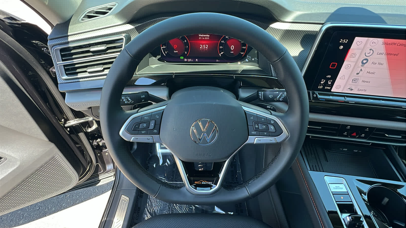 Thumbnail: 2025 Volkswagen Atlas - 18