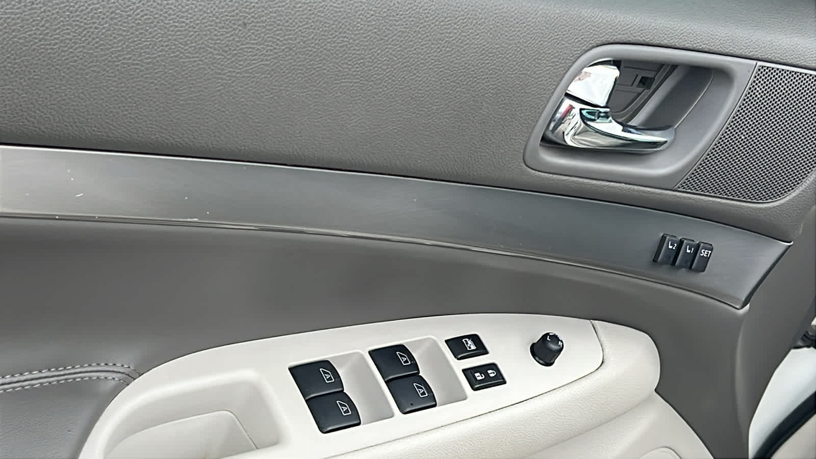 Thumbnail: 2013 INFINITI G37 - 22