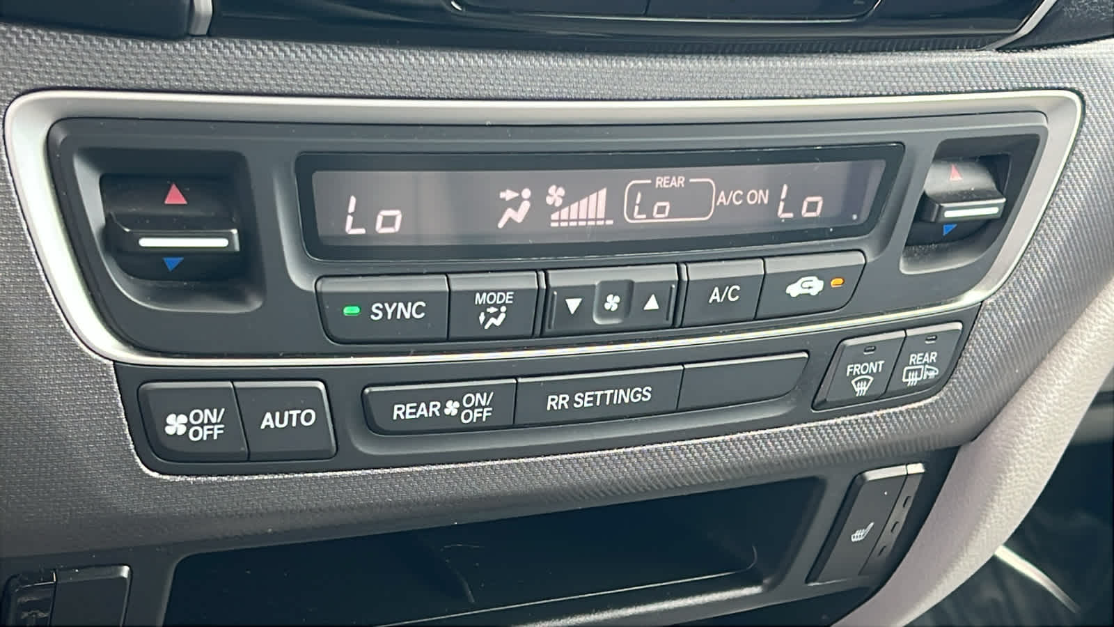 Thumbnail: 2022 Honda Ridgeline - 14