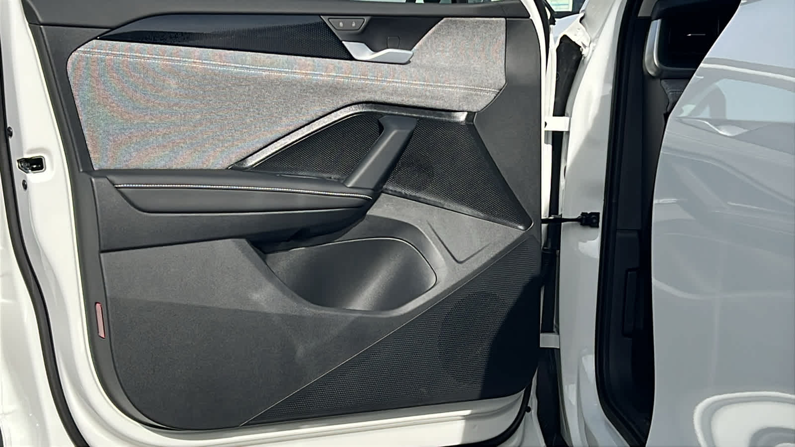 Thumbnail: 2026 Volkswagen Tiguan - 23