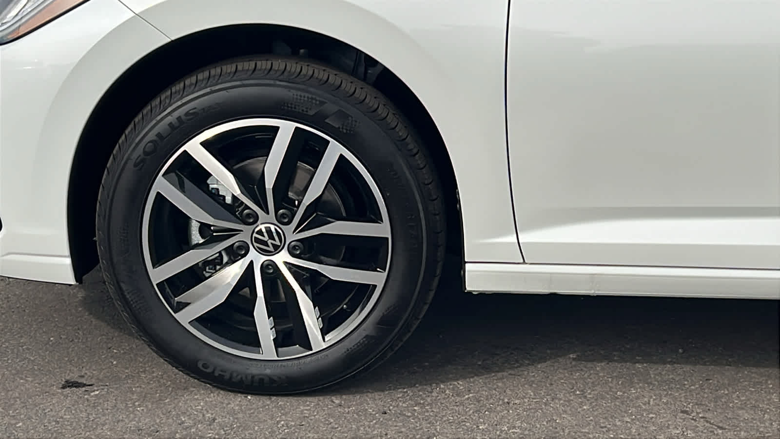 Thumbnail: 2026 Volkswagen Jetta - 9