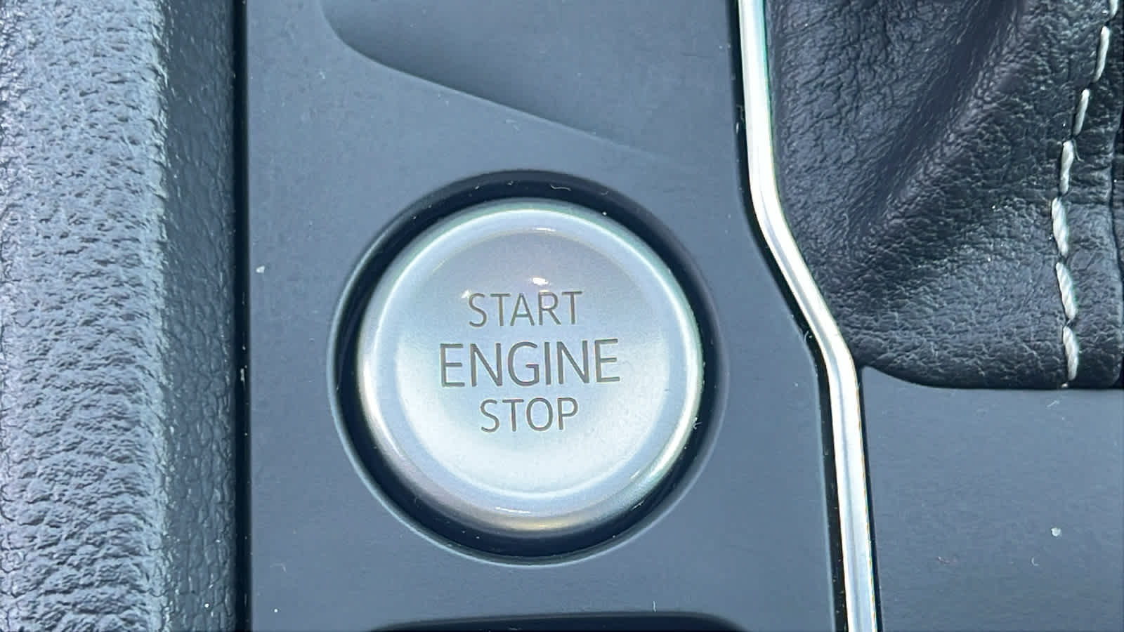 Thumbnail: 2023 Volkswagen Atlas - 17