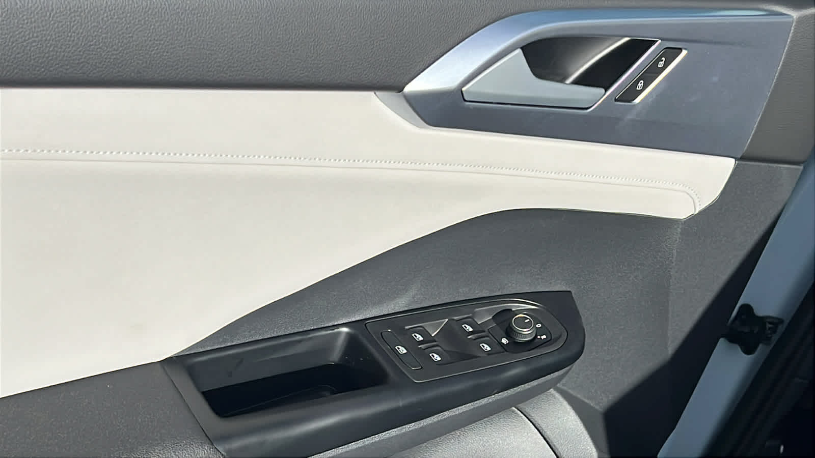 Thumbnail: 2026 Volkswagen Taos - 22