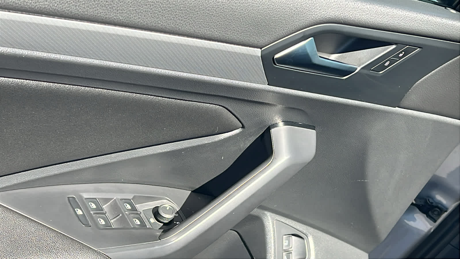 Thumbnail: 2021 Volkswagen Jetta - 22