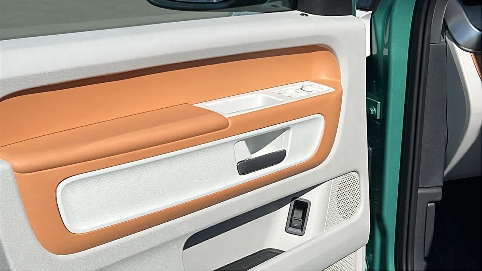 Thumbnail: 2025 Volkswagen ID.Buzz - 24