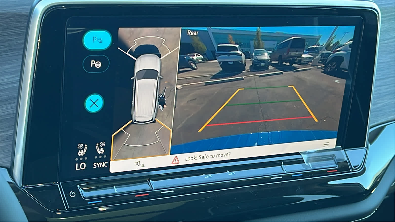 Thumbnail: 2026 Volkswagen Atlas - 16