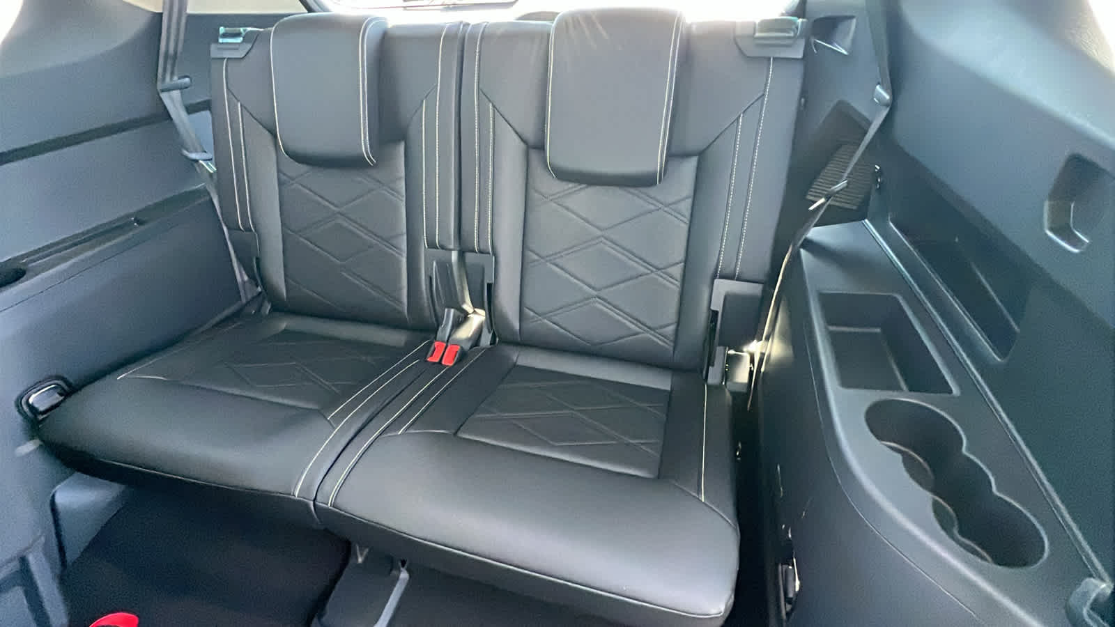 Thumbnail: 2026 Volkswagen Atlas - 31