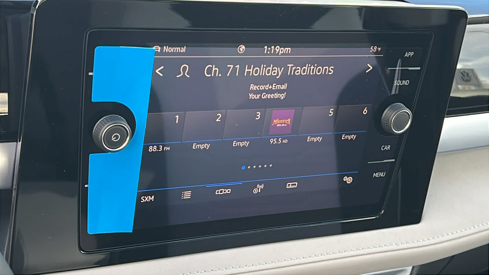 Thumbnail: 2026 Volkswagen Taos - 15