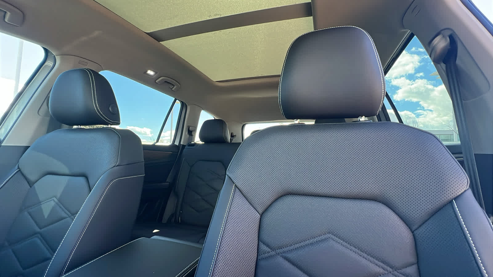 Thumbnail: 2026 Volkswagen Atlas - 11