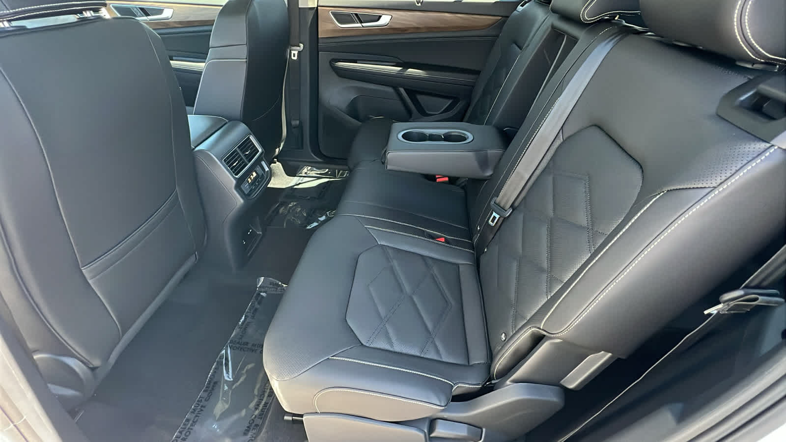 Thumbnail: 2026 Volkswagen Atlas - 24