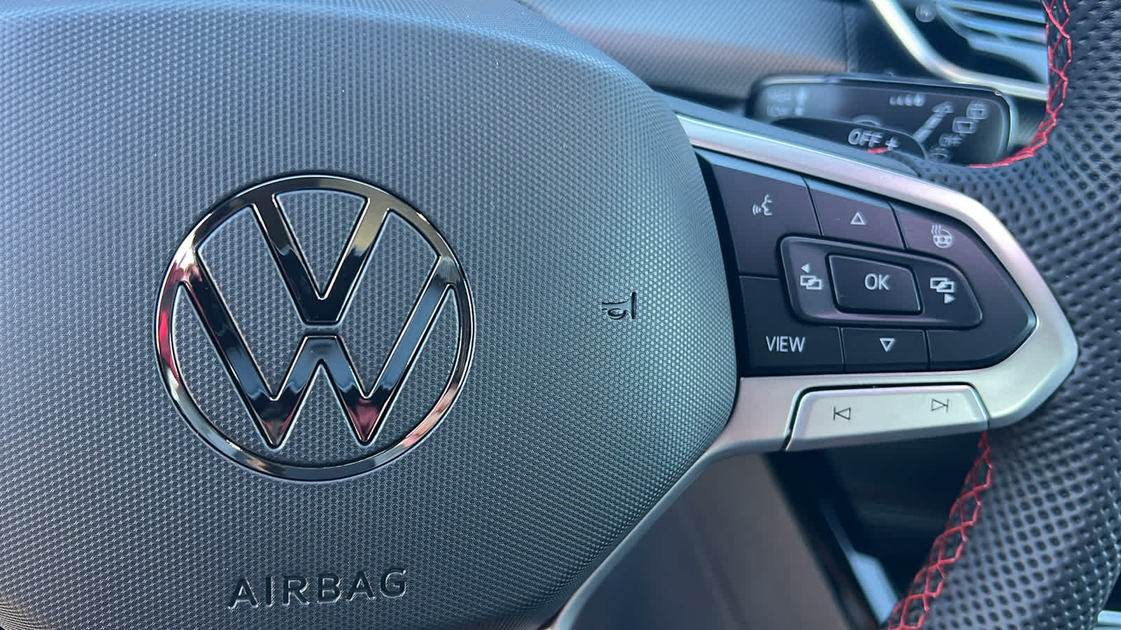 Thumbnail: 2026 Volkswagen Golf - 20