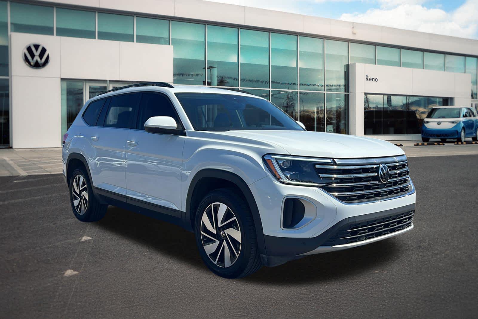 Thumbnail: 2024 Volkswagen Atlas - 3