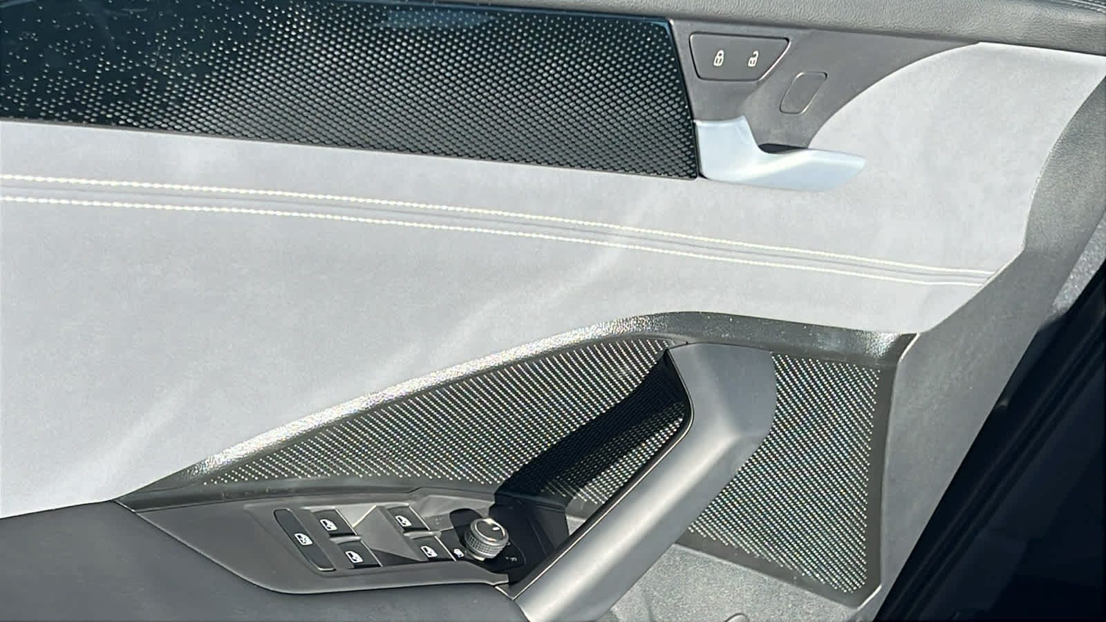 Thumbnail: 2026 Volkswagen Tiguan - 22