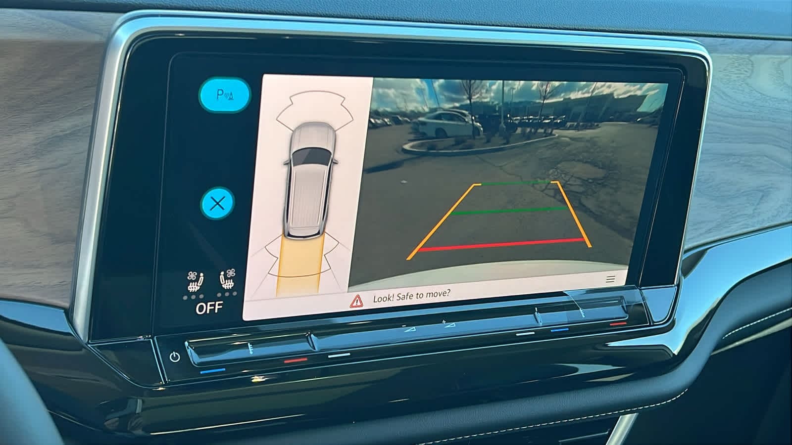 Thumbnail: 2026 Volkswagen Atlas - 16