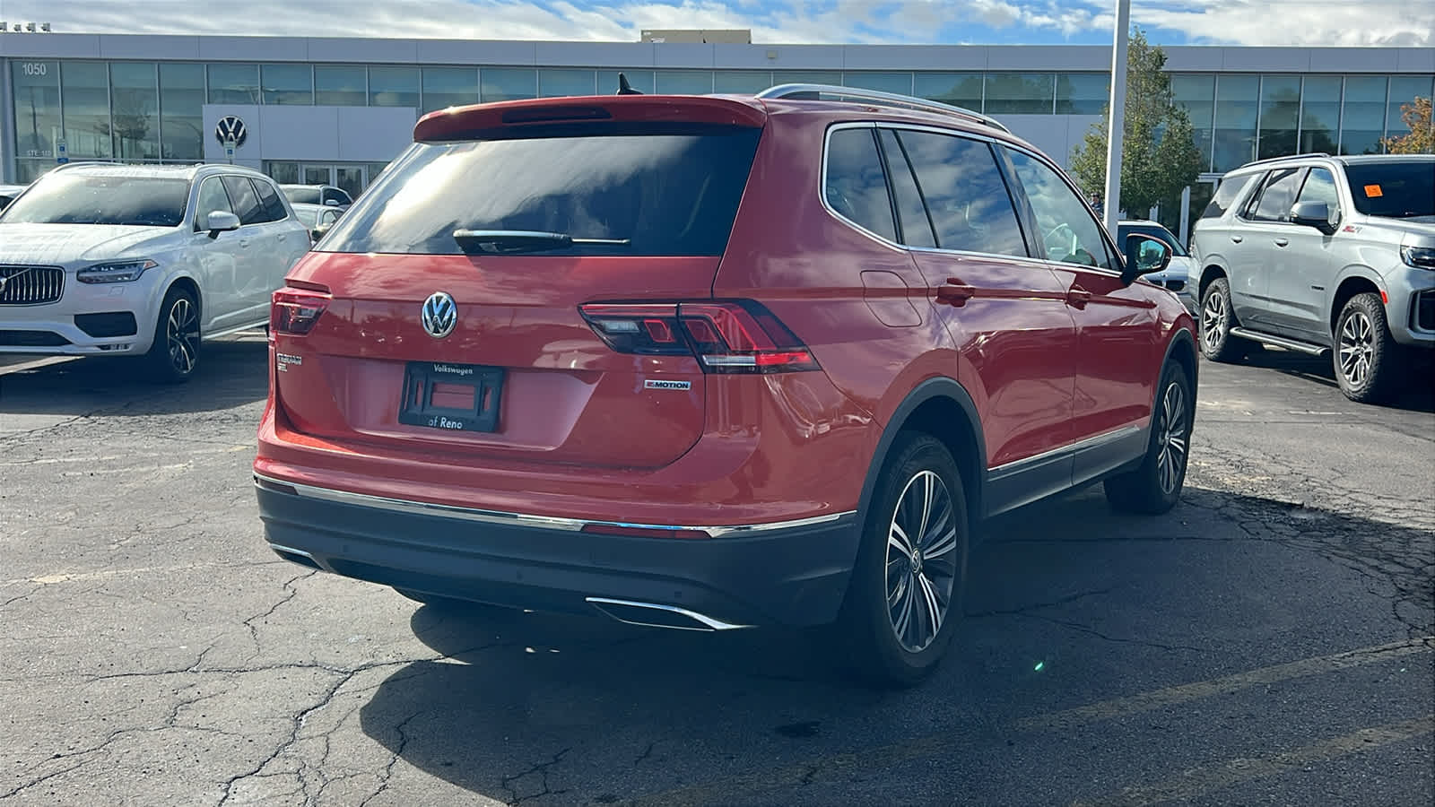 Thumbnail: 2019 Volkswagen Tiguan - 5