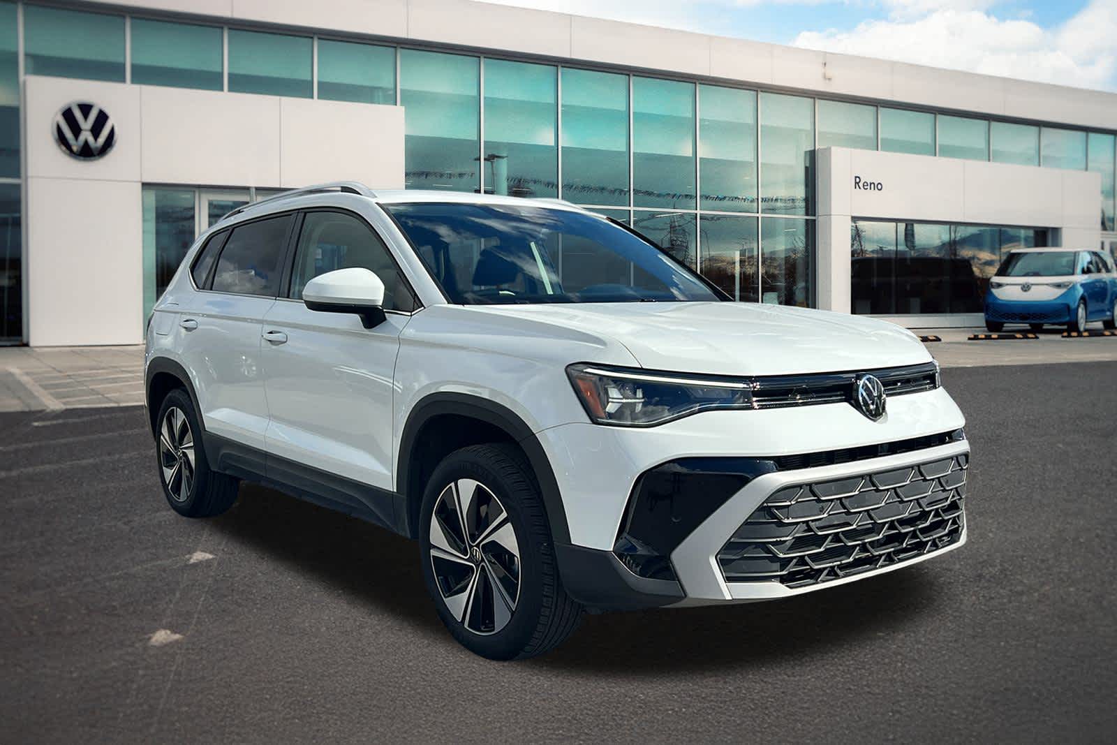 Thumbnail: 2025 Volkswagen Taos - 3