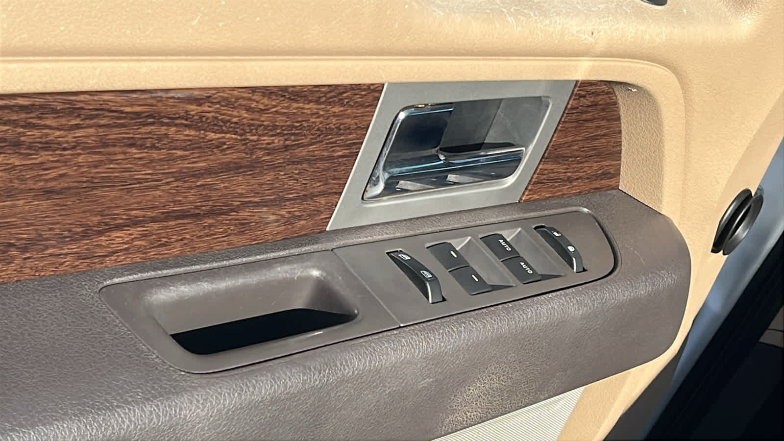 Thumbnail: 2014 Ford F-150 - 22