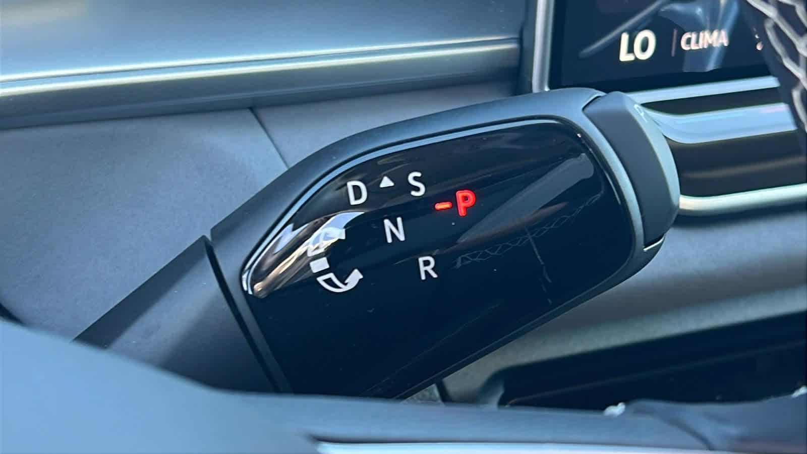 Thumbnail: 2026 Volkswagen Tiguan - 13