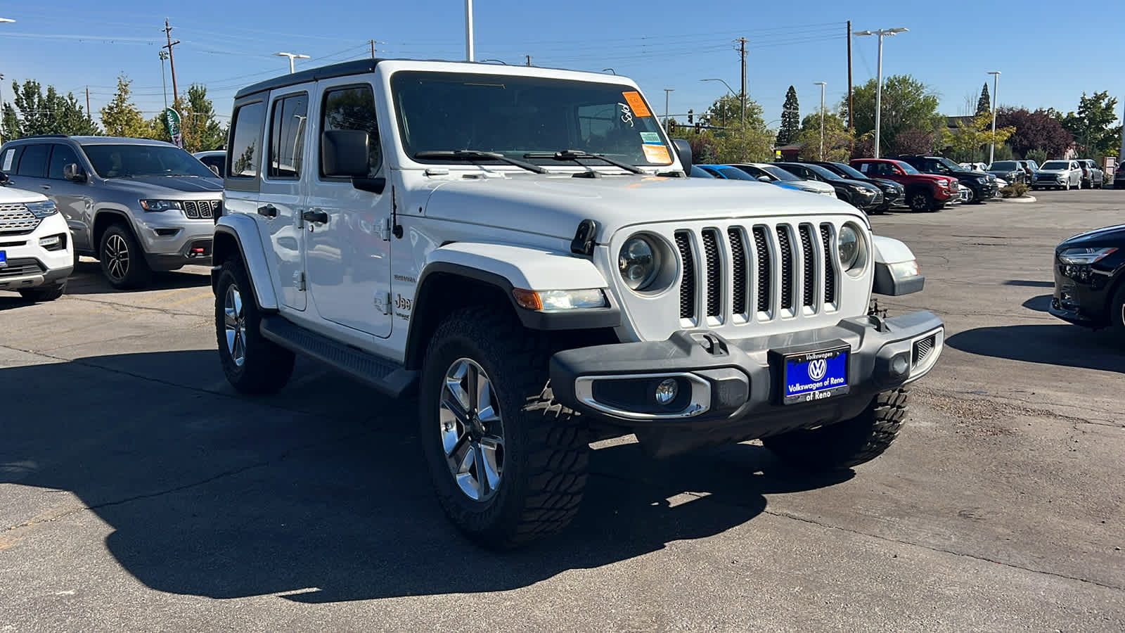 2020 Jeep Wrangler Unlimited Sahara photo 3