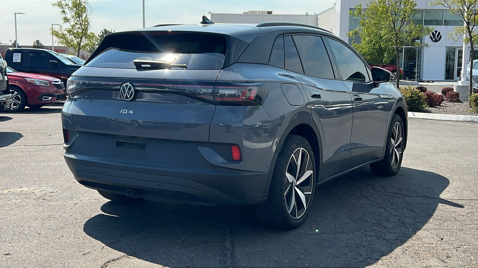 Thumbnail: 2023 Volkswagen ID.4 - 5
