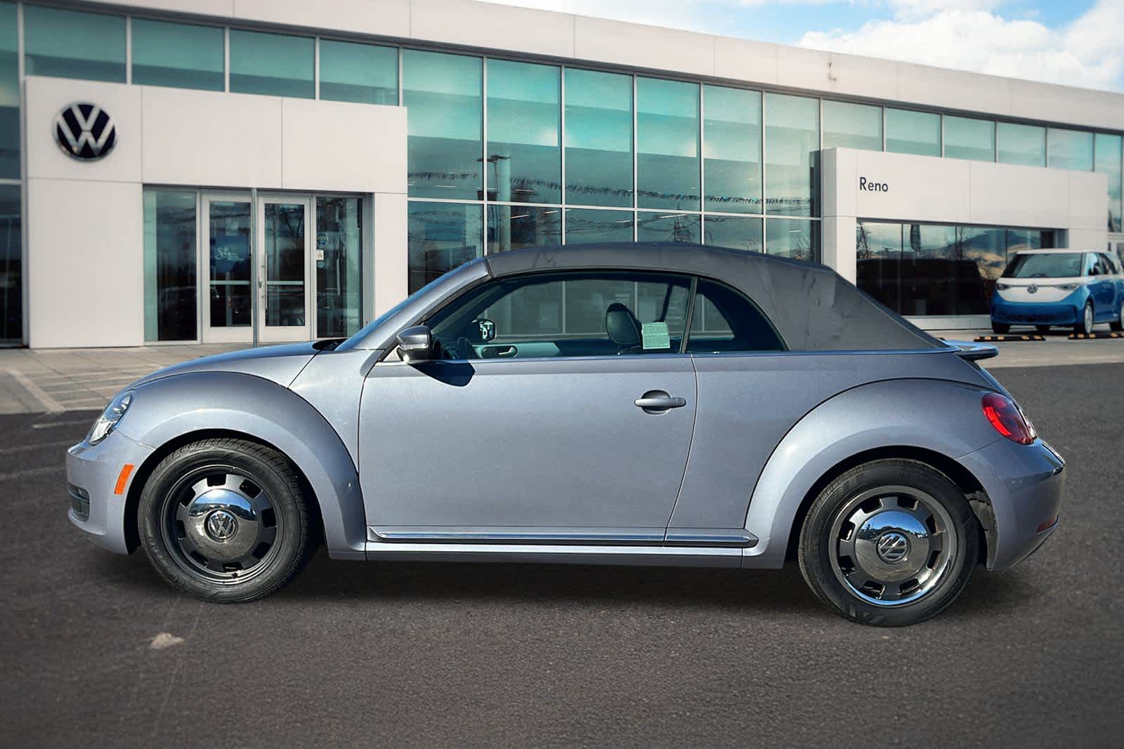 Thumbnail: 2016 Volkswagen Beetle - 8