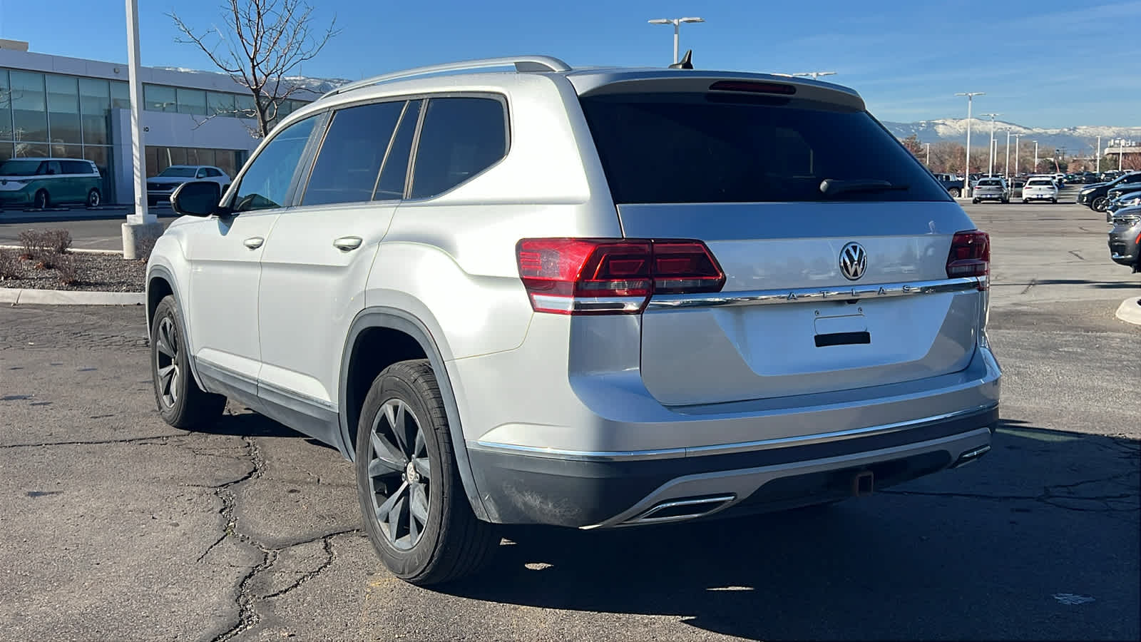 Thumbnail: 2018 Volkswagen Atlas - 7
