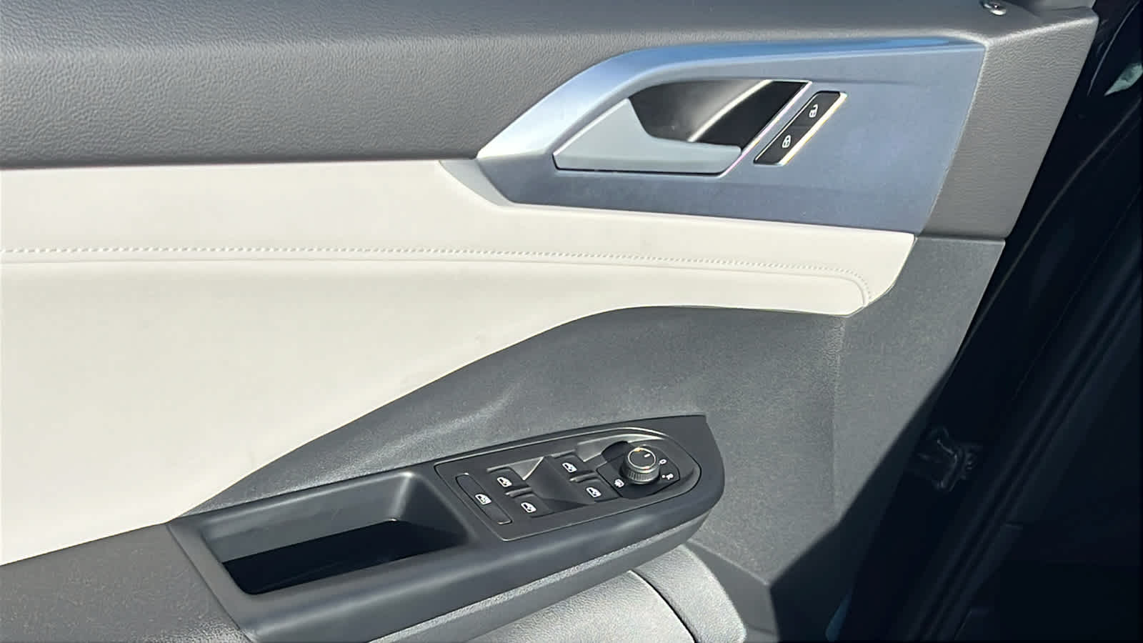 Thumbnail: 2026 Volkswagen Taos - 22